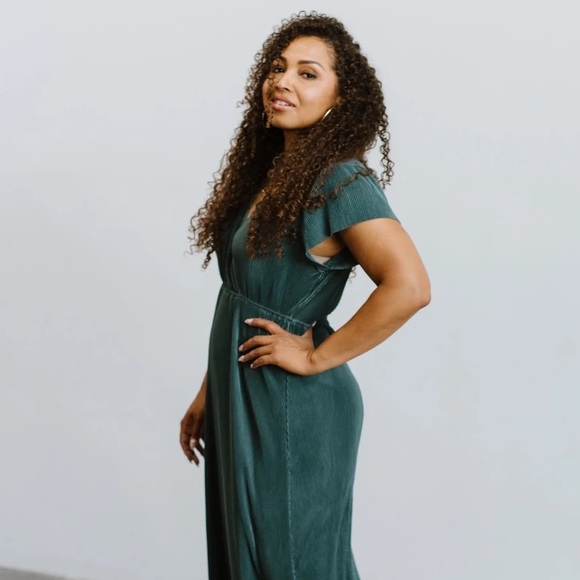 Baltic Born Athena Pleated Maxi Dress Lagoon NWT Maternity Friendly - Picture 9 of 12